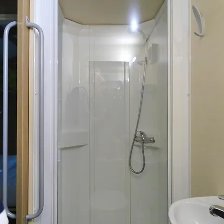 La Roulotte A 10min De Disneyland Paris - & Cabanon * Chalifert